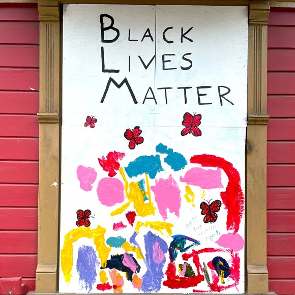 Meet your Posher, Brea!✨ - Picture 3 of 11